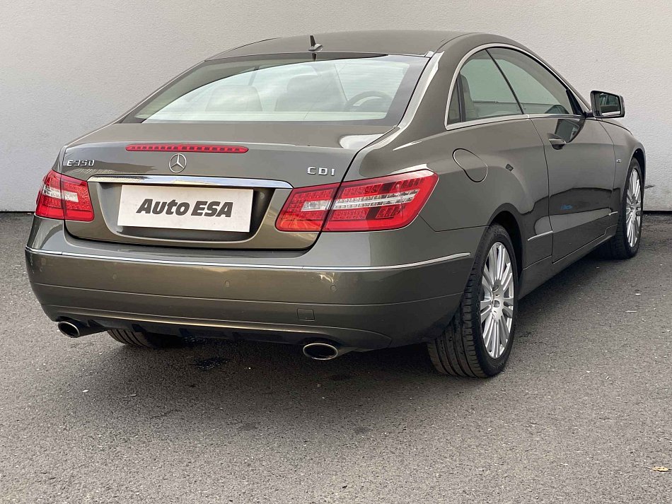 Mercedes-Benz Třída E 3.0 CDi Elegance E350