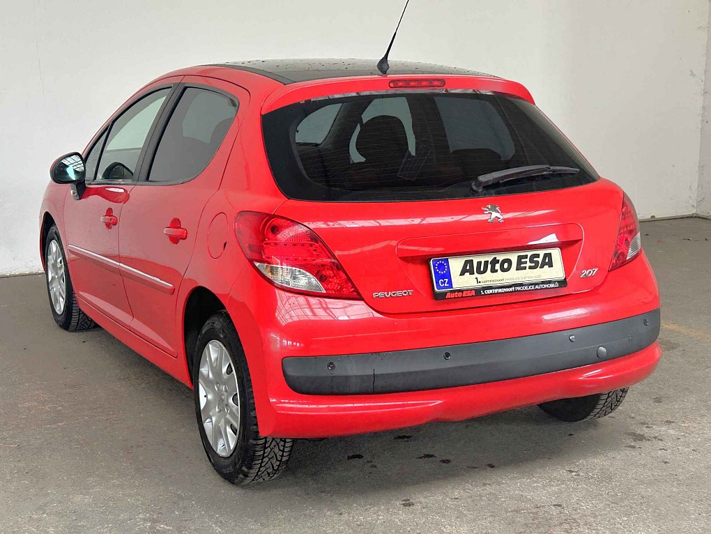 Peugeot 207 1.4 i 