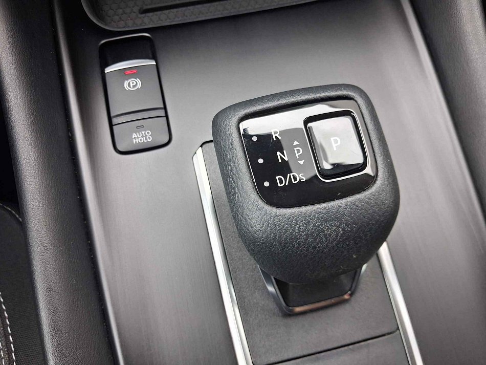 Nissan Qashqai 1.3 DIG-T N-Connecta