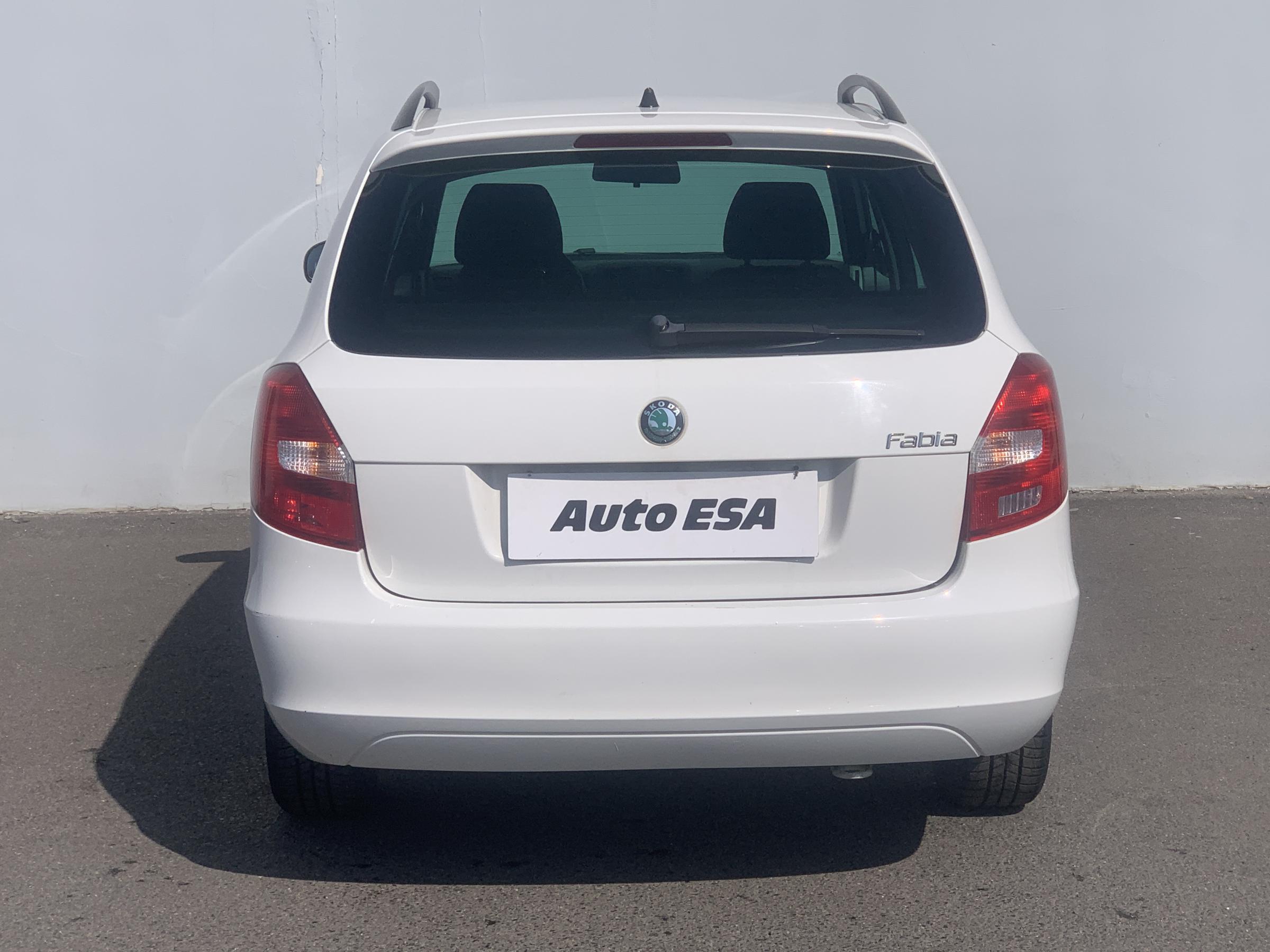 Škoda Fabia II, 2012 - pohled č. 5