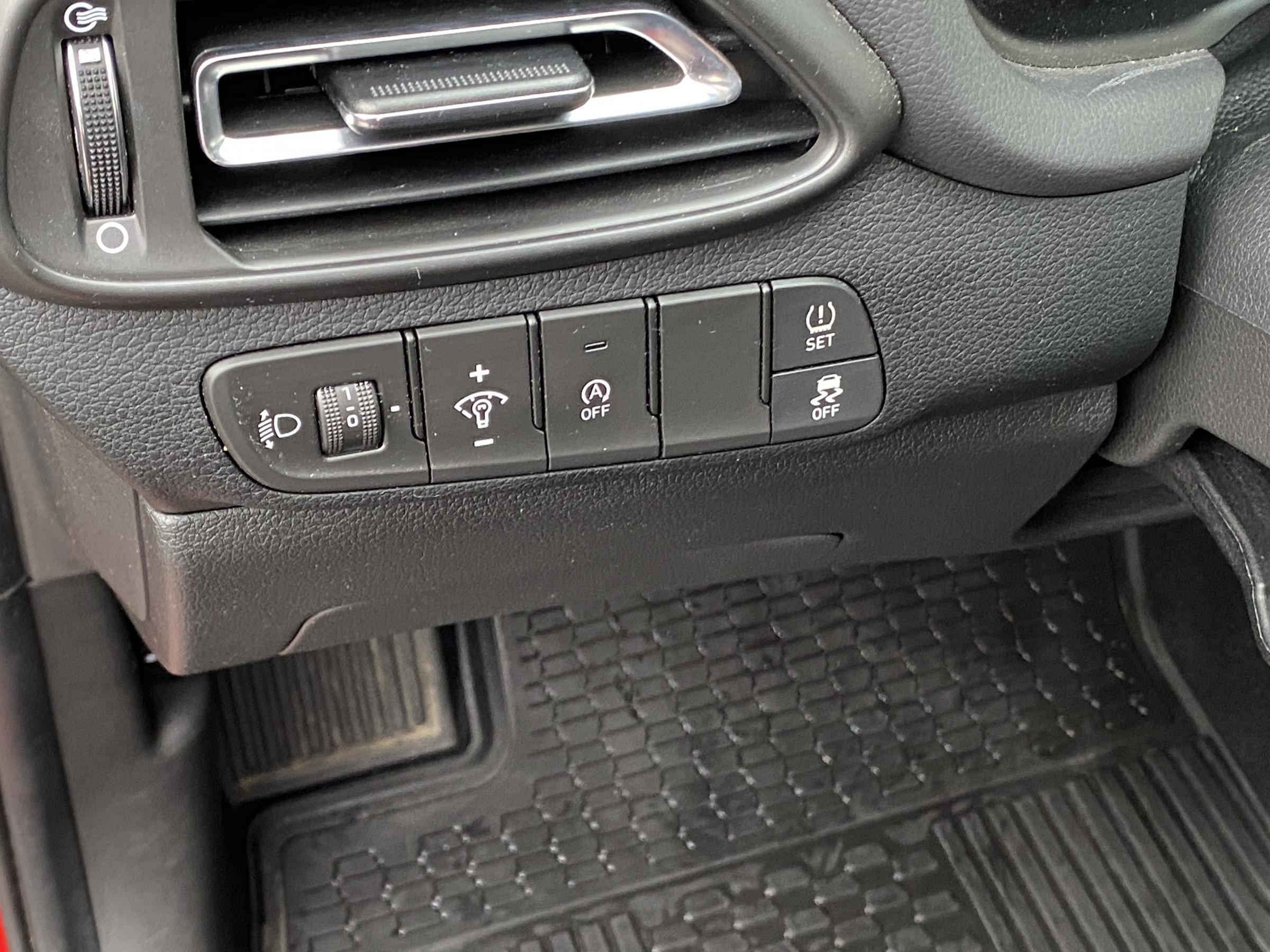 Hyundai i30, 2020 - pohled č. 13