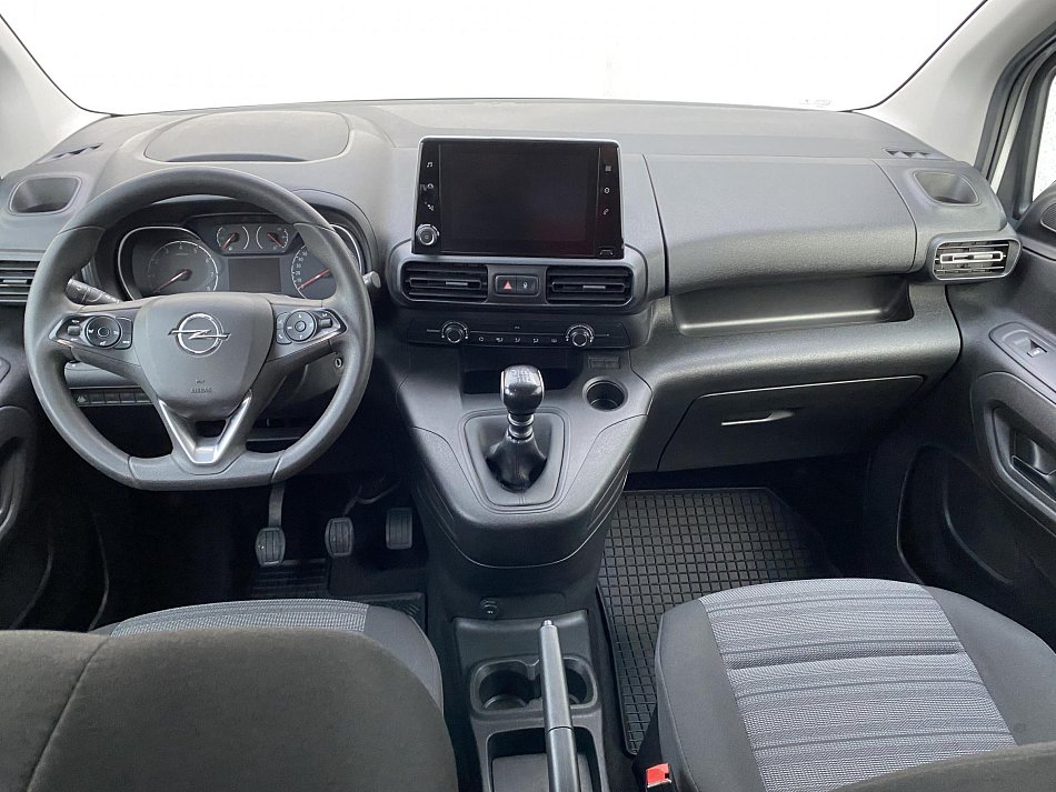 Opel Combo 1.2T Enjoy MAXi