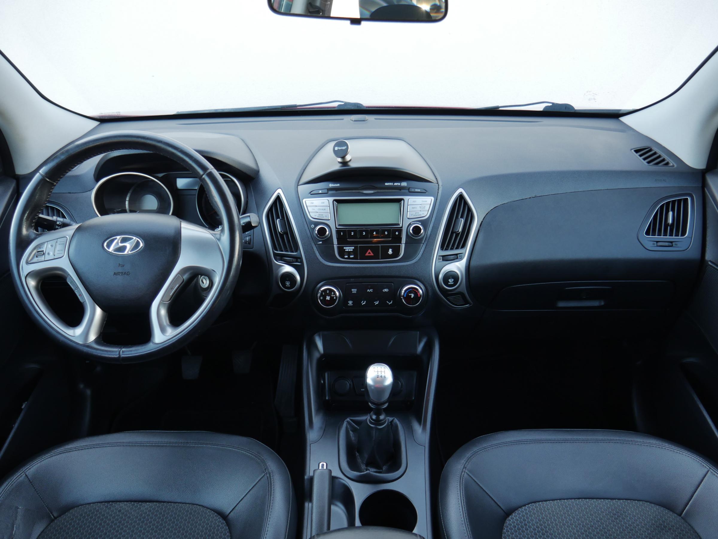Hyundai ix35, 2010 - pohled č. 8