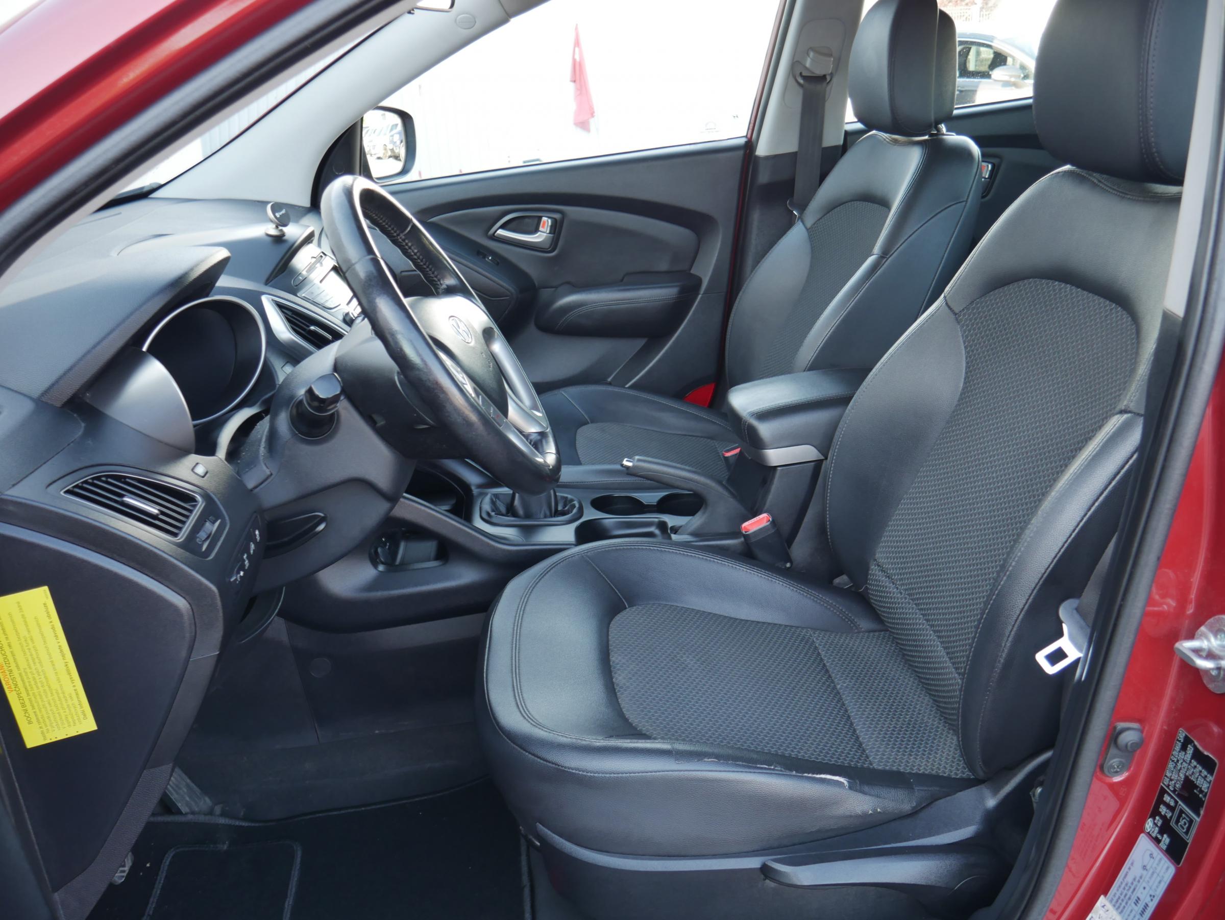 Hyundai ix35, 2010 - pohled č. 9