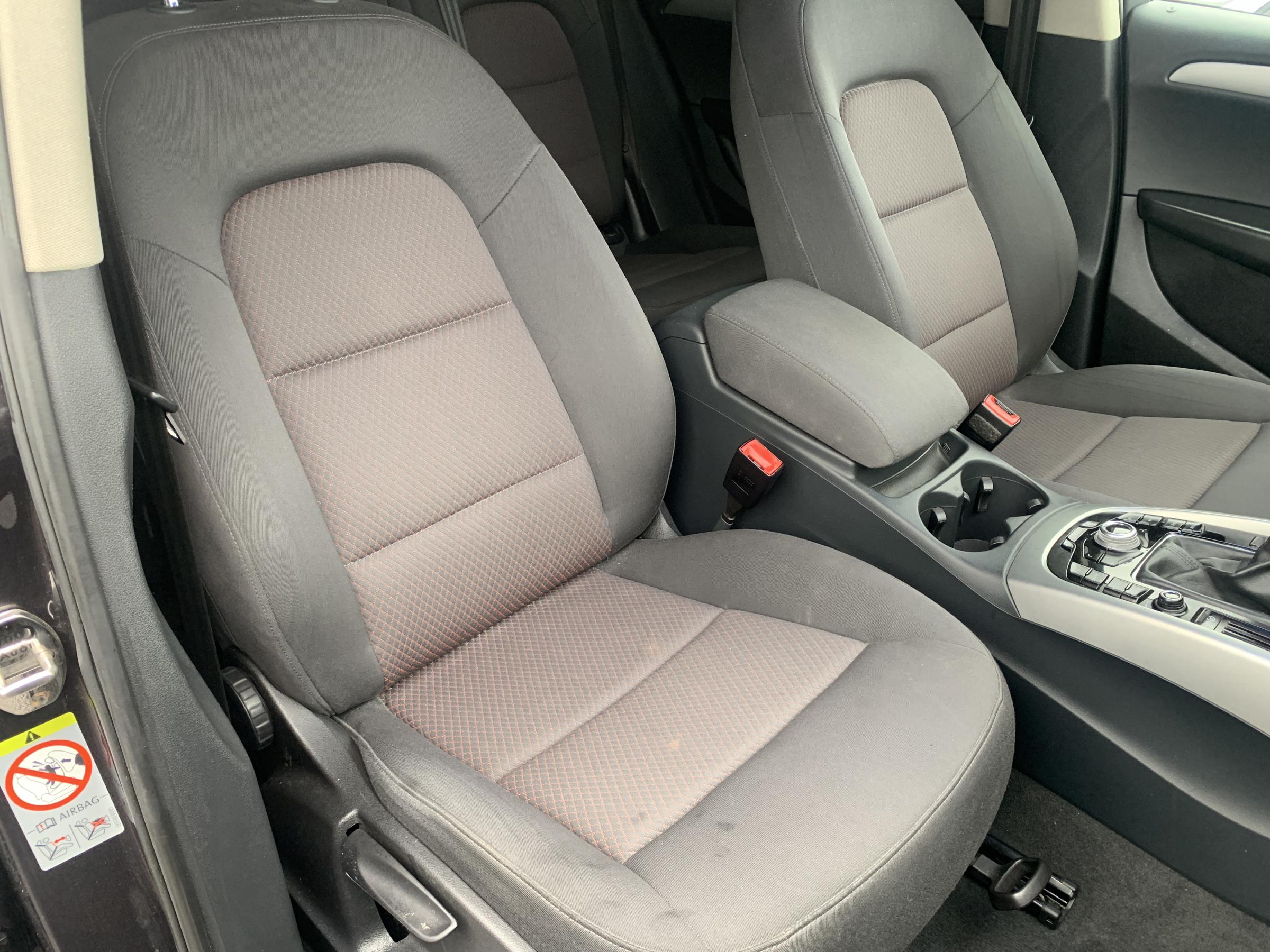 Audi Q5, 2011 - pohled č. 12