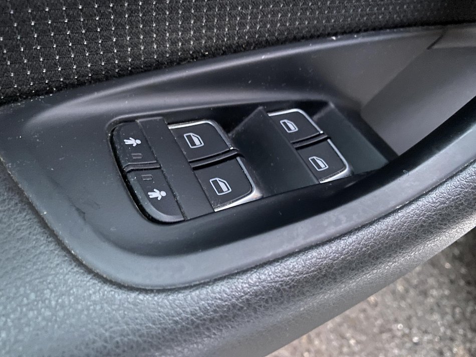 Audi A6 2.0 TFSi S-line