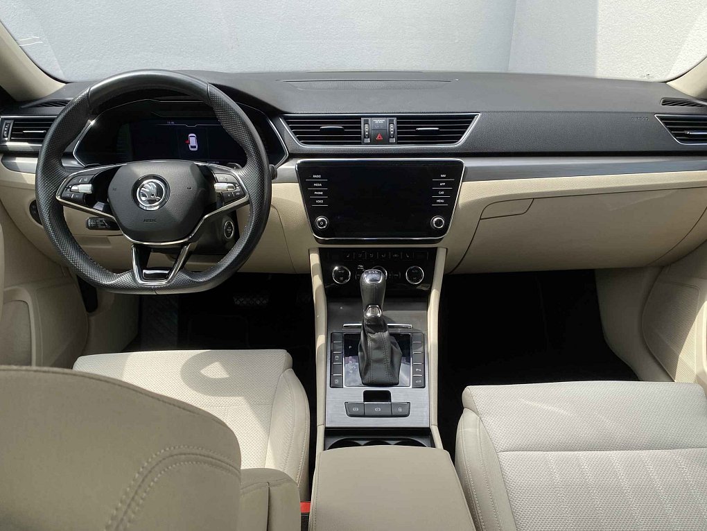 Škoda Superb III 2.0 TSi Style