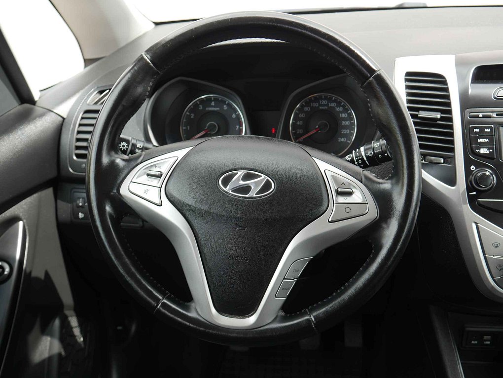 Hyundai Ix20 1.6i 