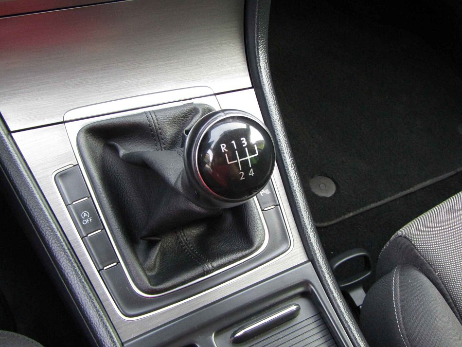 Volkswagen Golf 1.2 TSi 