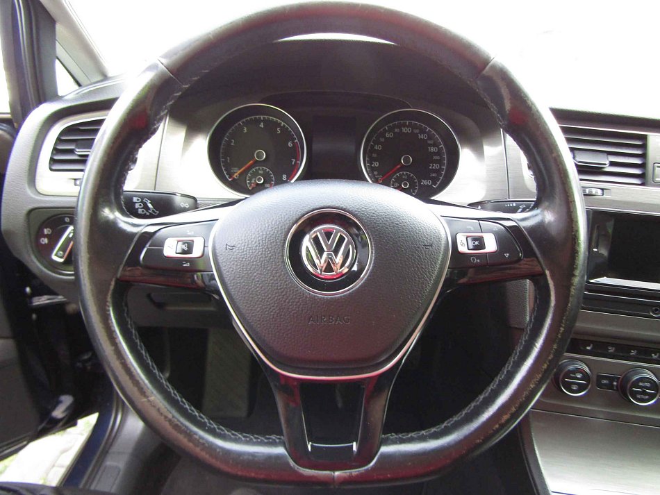 Volkswagen Golf 1.2 TSi 