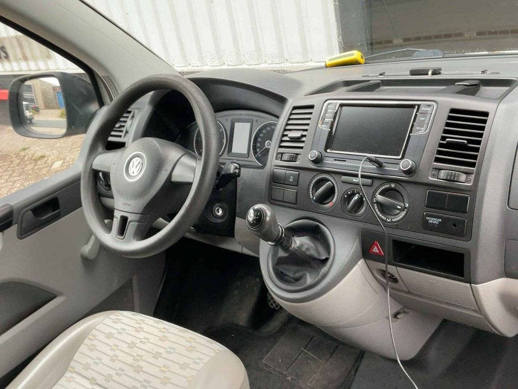 Volkswagen Transporter 2.0TDi 