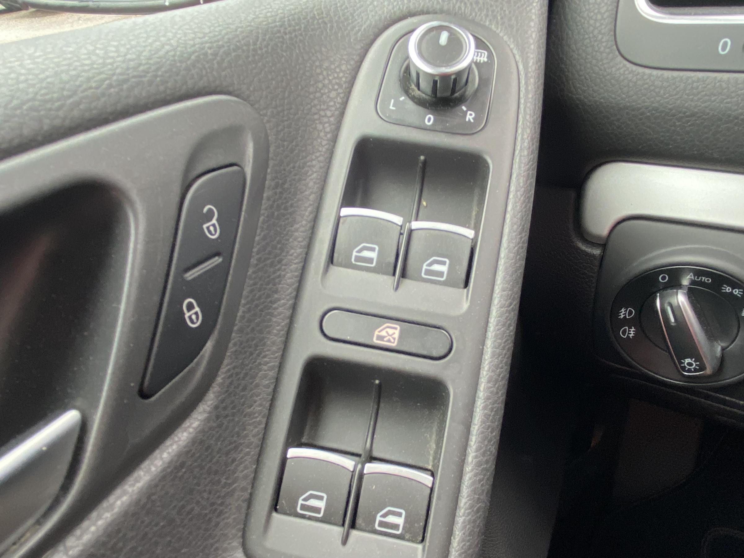 Volkswagen Golf, 2011 - pohled č. 12