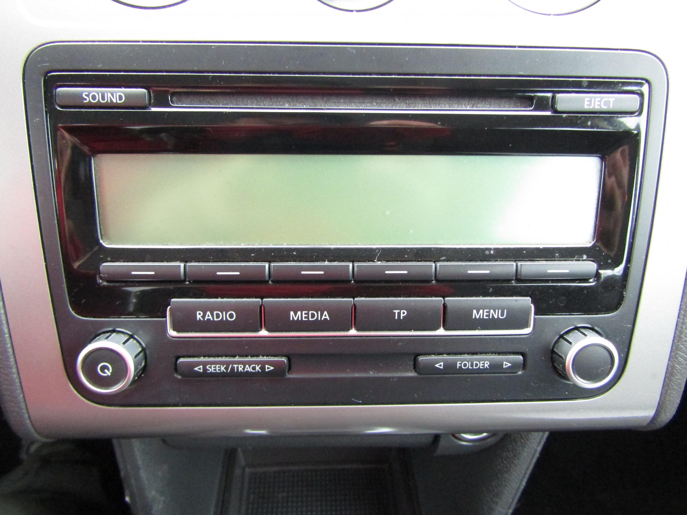 Volkswagen Touran, 2010 - pohled č. 15