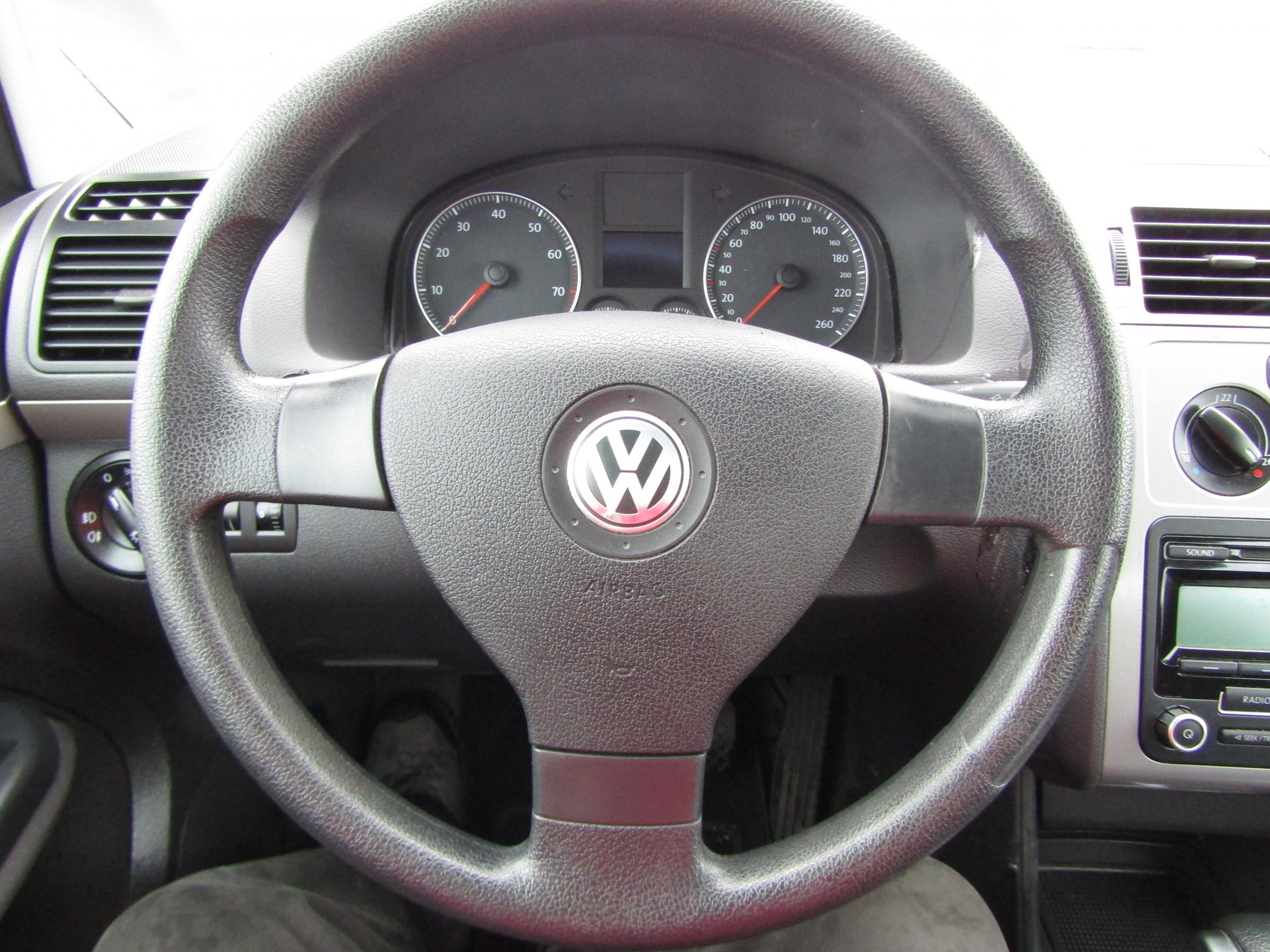 Volkswagen Touran, 2010 - pohled č. 17
