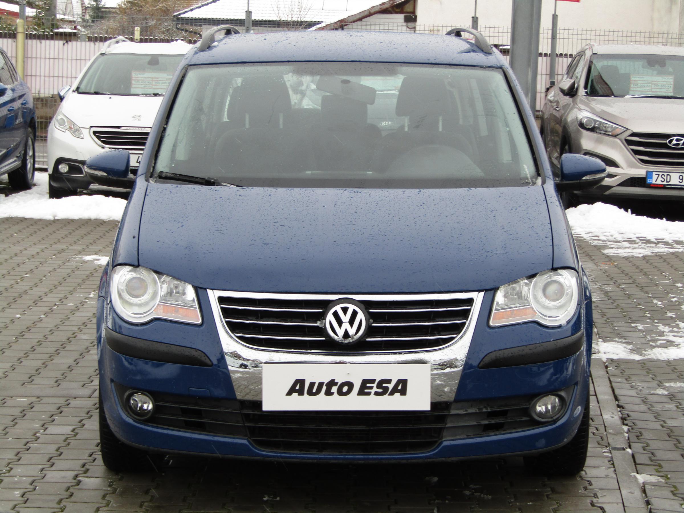 Volkswagen Touran, 2010 - pohled č. 2