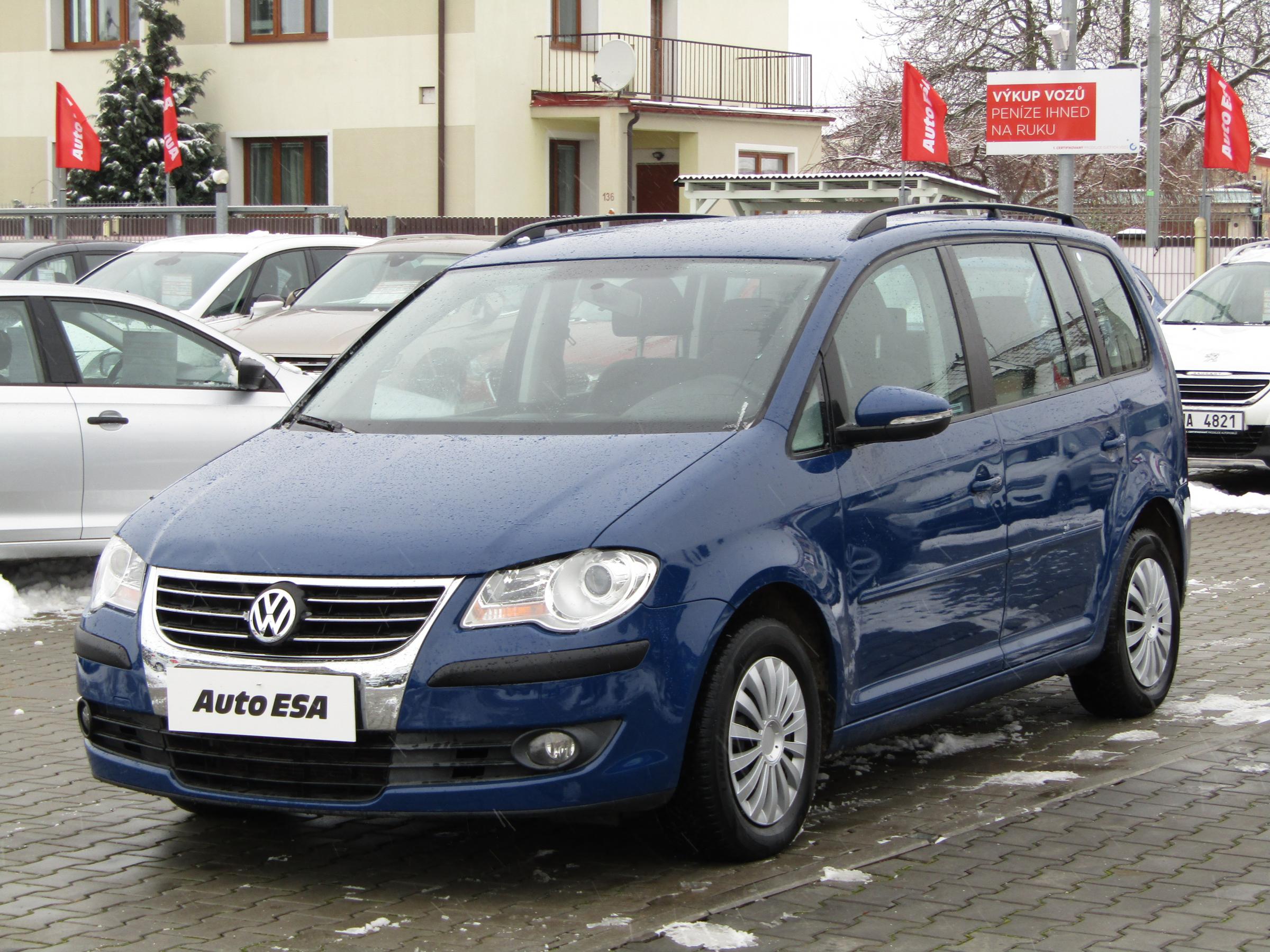 Volkswagen Touran, 2010 - pohled č. 3