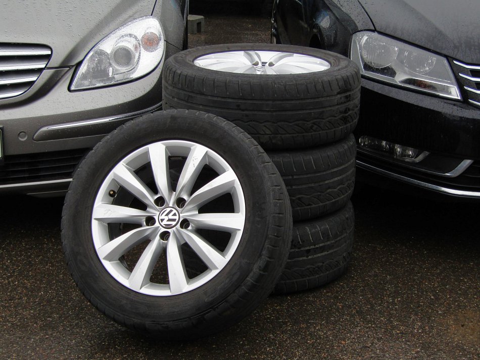 Volkswagen Tiguan 2.0TSi  4x4