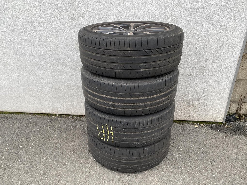 Ford Kuga 1.5 EB ST-Line