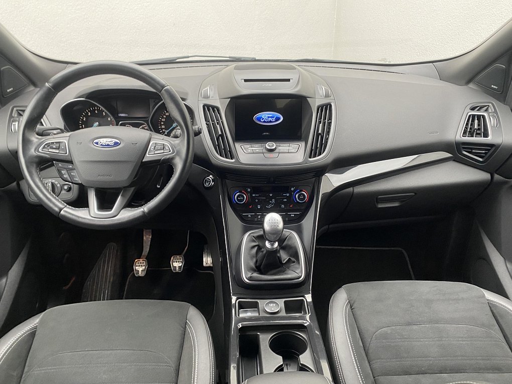 Ford Kuga 1.5 EB ST-Line