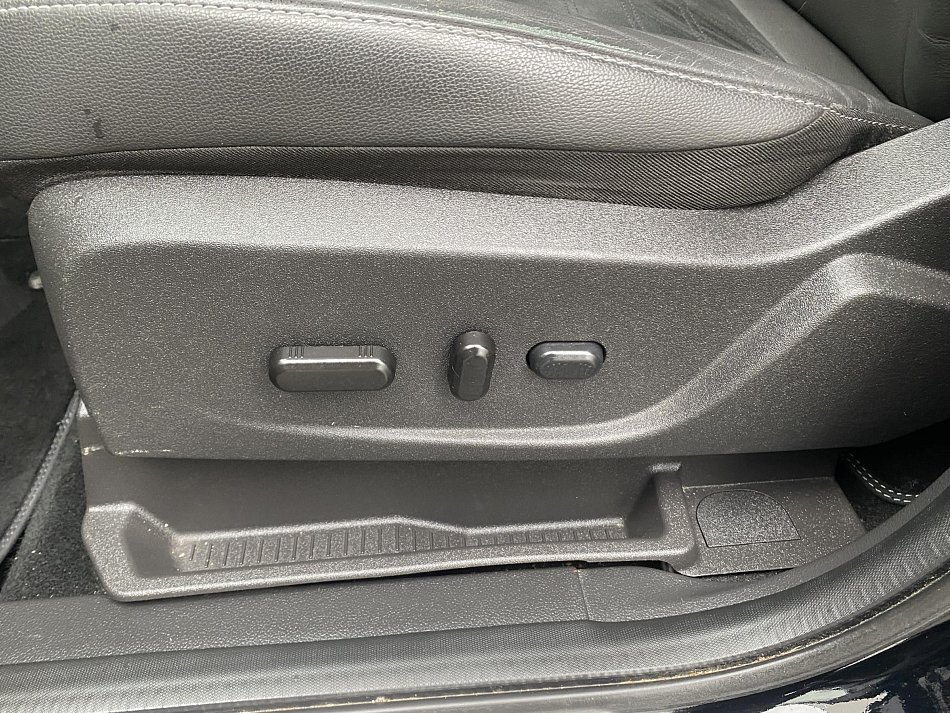 Ford Kuga 1.5 EB ST-Line