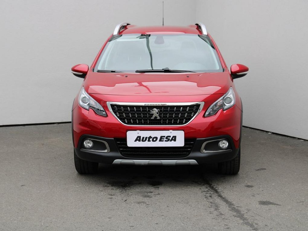 Peugeot 2008 1.2i Allure