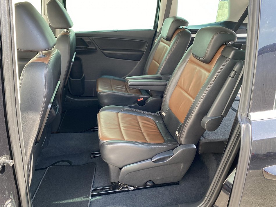 Volkswagen Sharan 2.0 TDi Highline