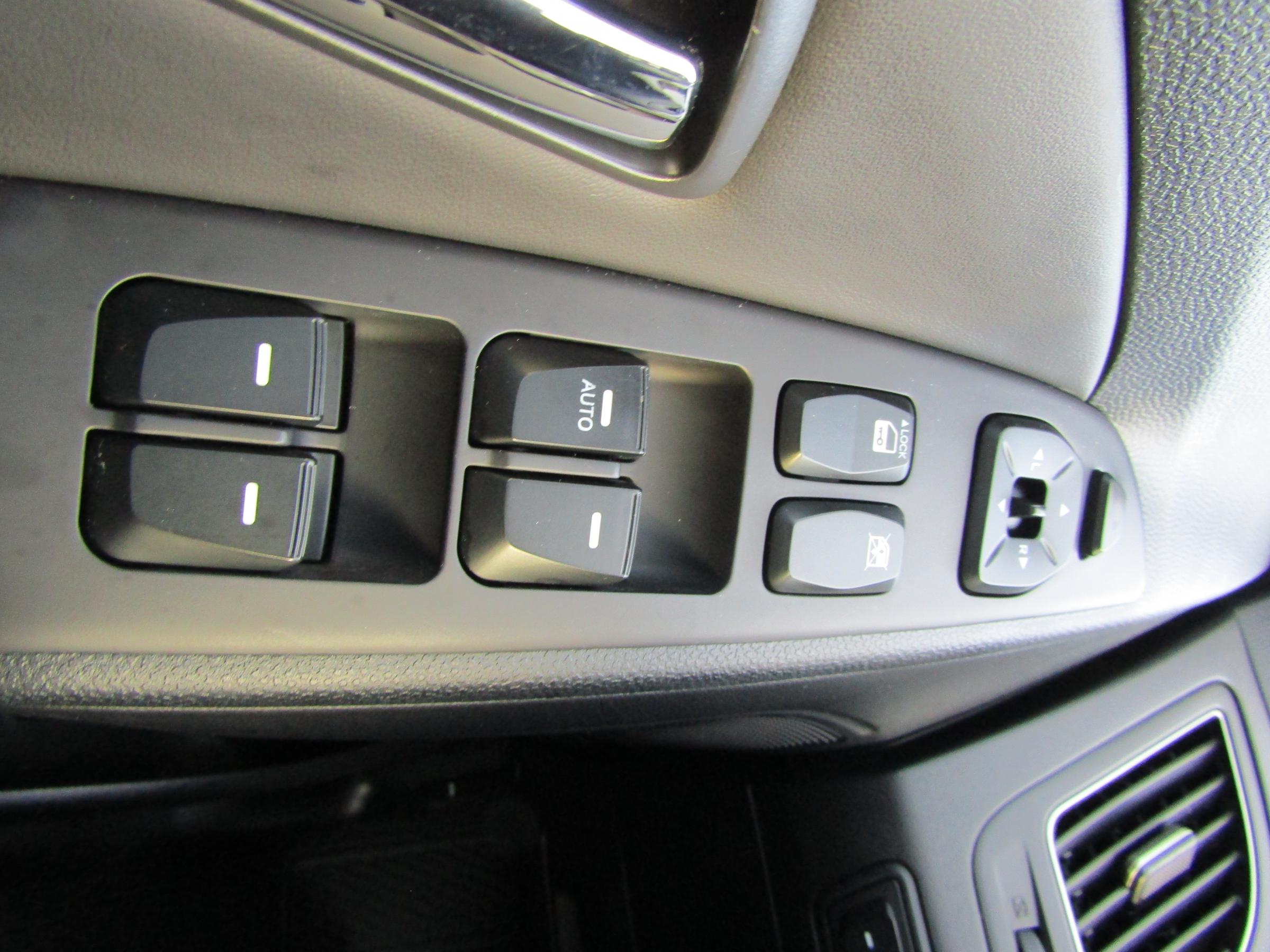 Hyundai ix35, 2012 - pohled č. 12