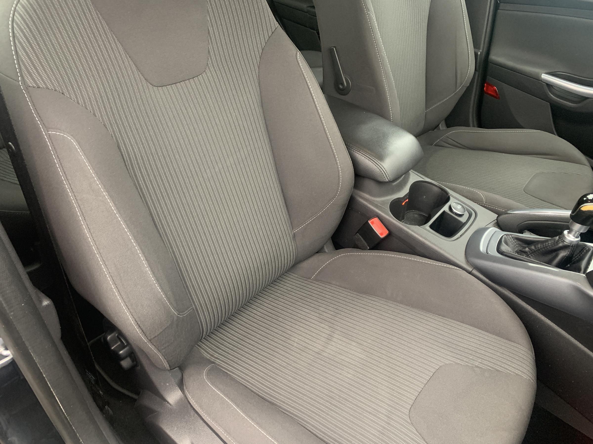 Ford Focus, 2012 - pohled č. 11