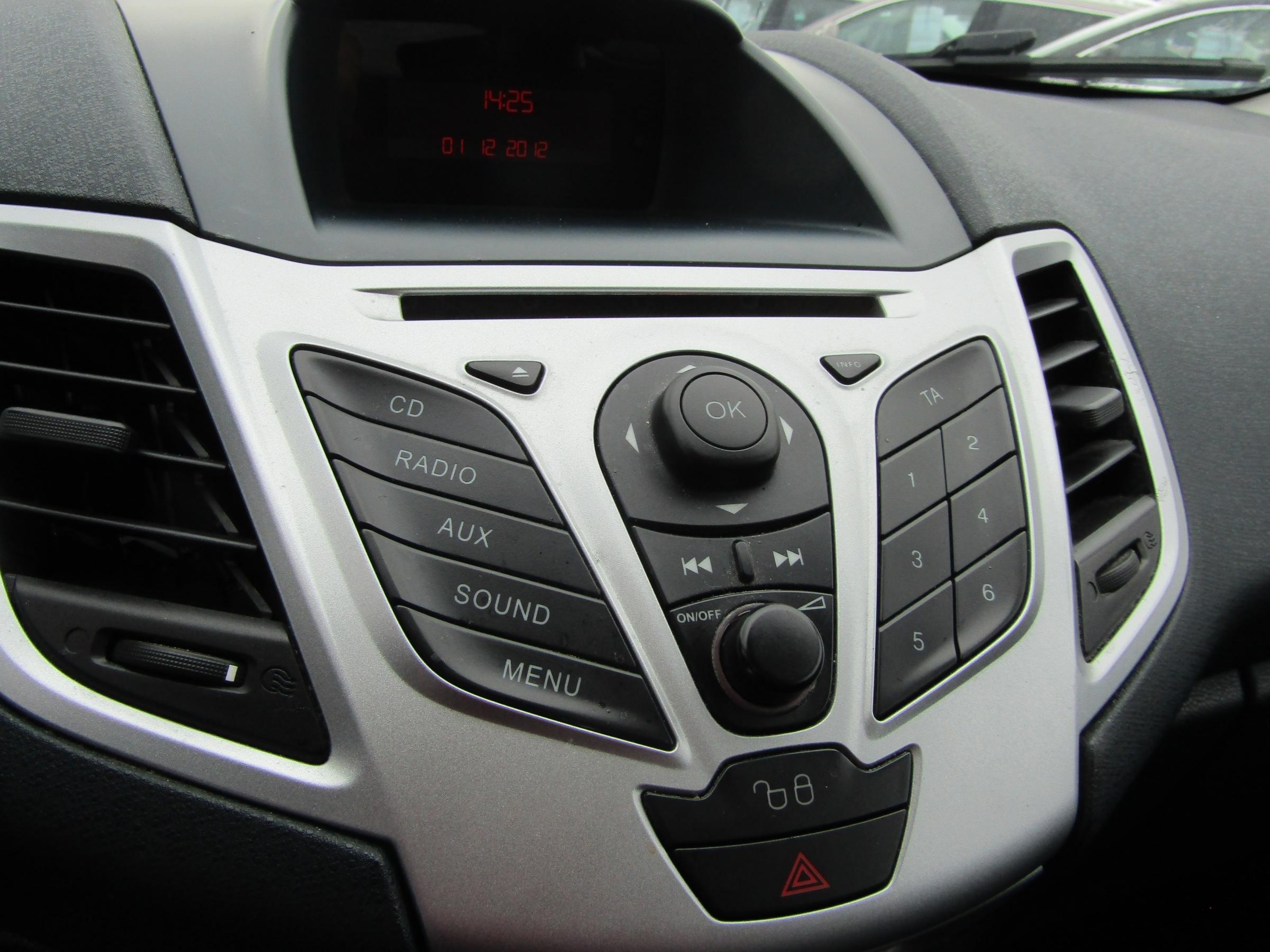 Ford Fiesta, 2012 - pohled č. 11