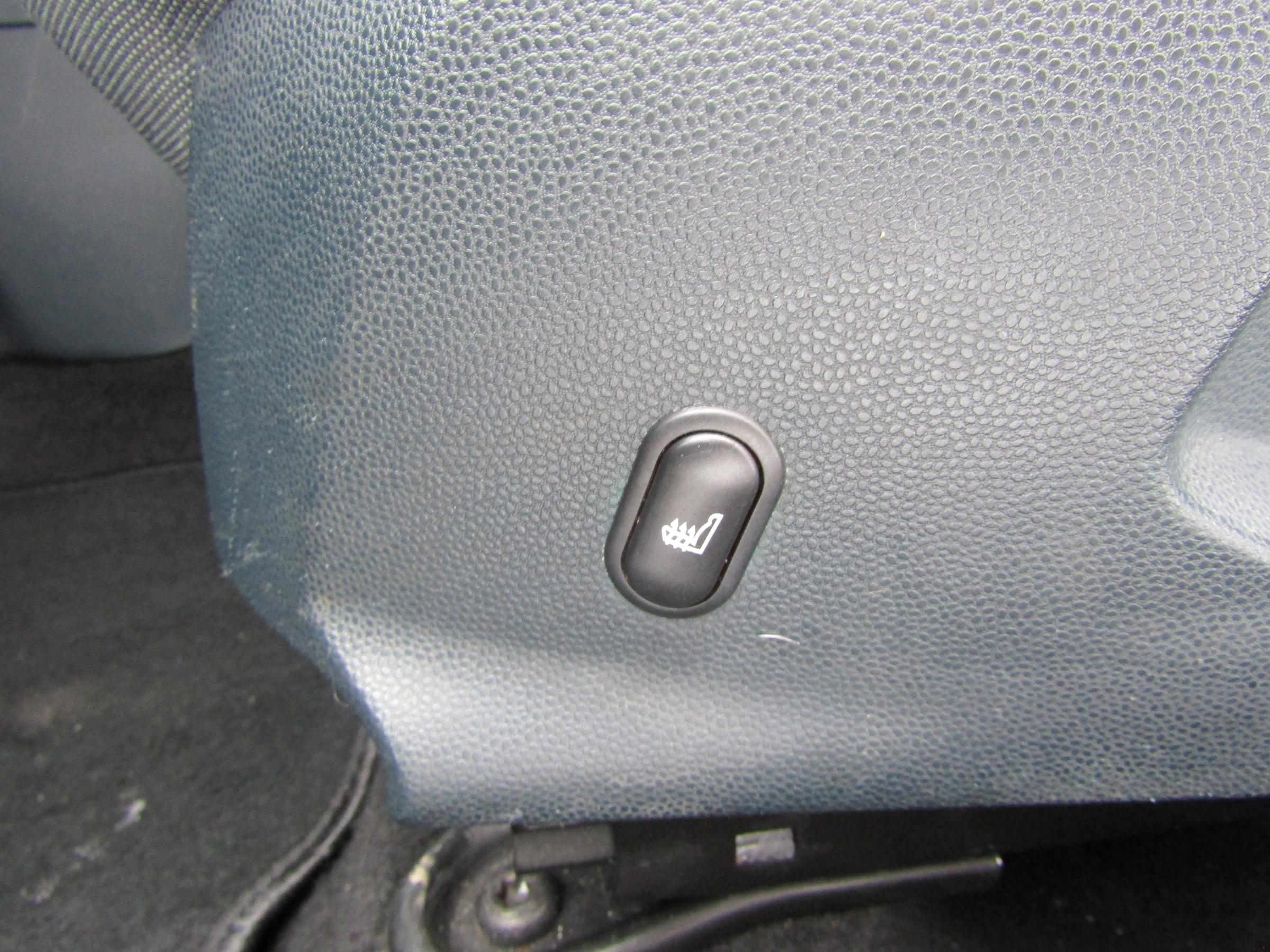 Ford Fiesta, 2012 - pohled č. 13