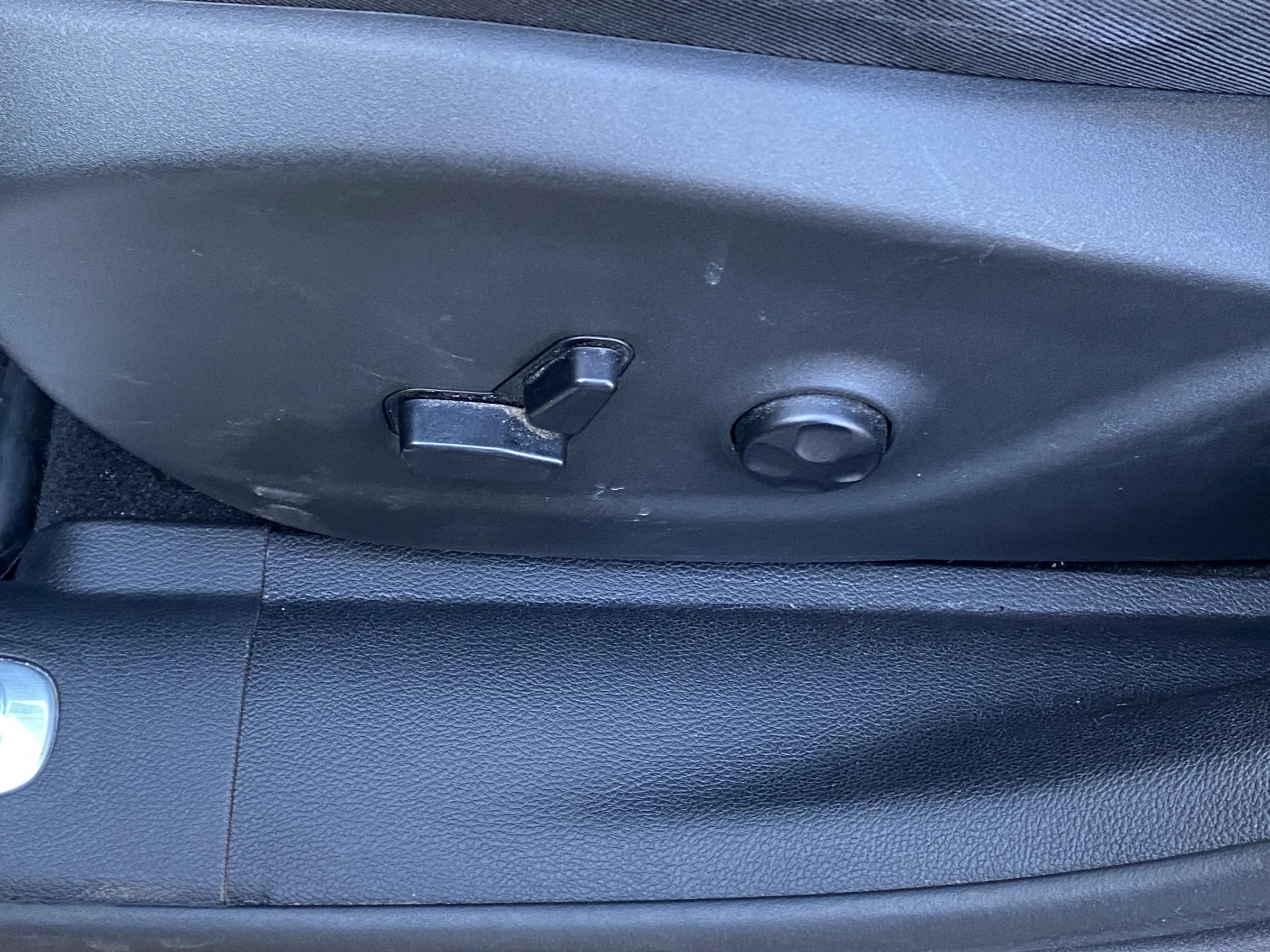 Jeep Cherokee, 2020 - pohled č. 13