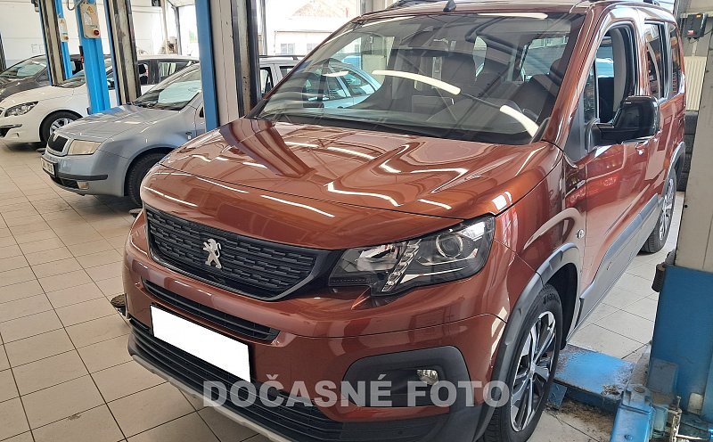 Peugeot Rifter 1.2PT 
