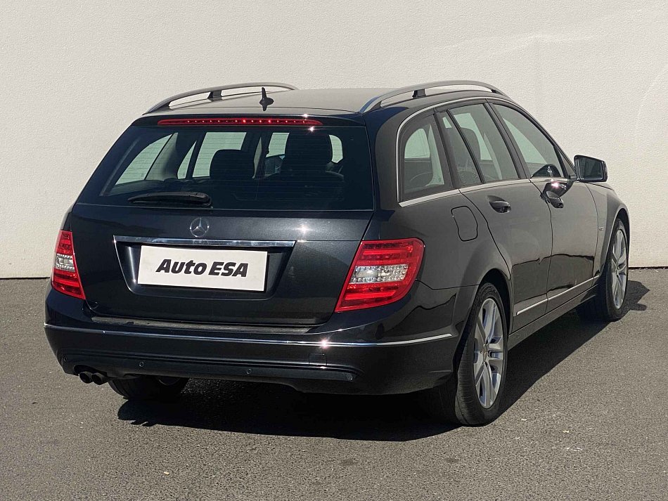 Mercedes-Benz Třída C 1.8 i Avantgarde C180