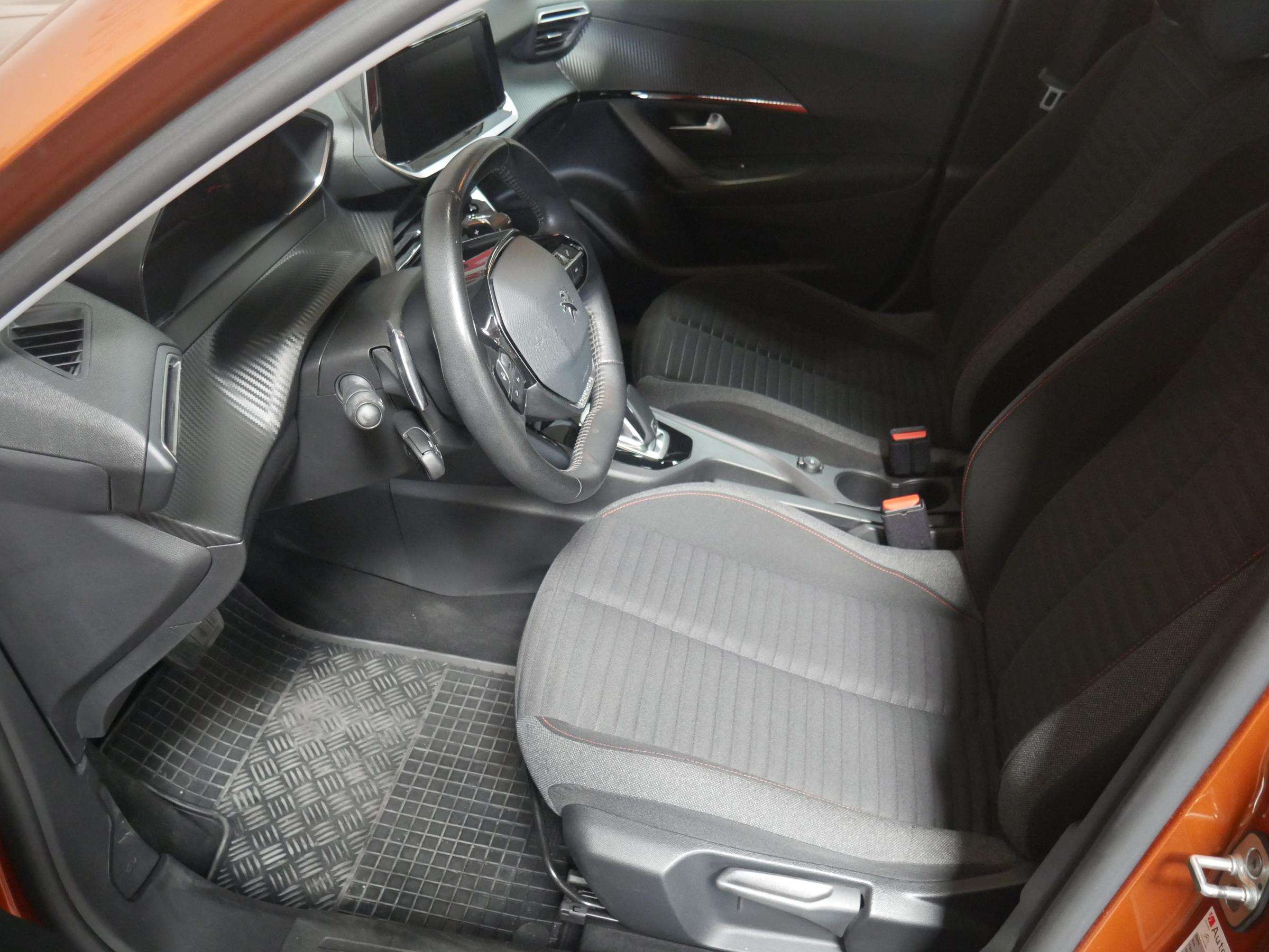 Peugeot 2008, 2020 - pohled č. 10