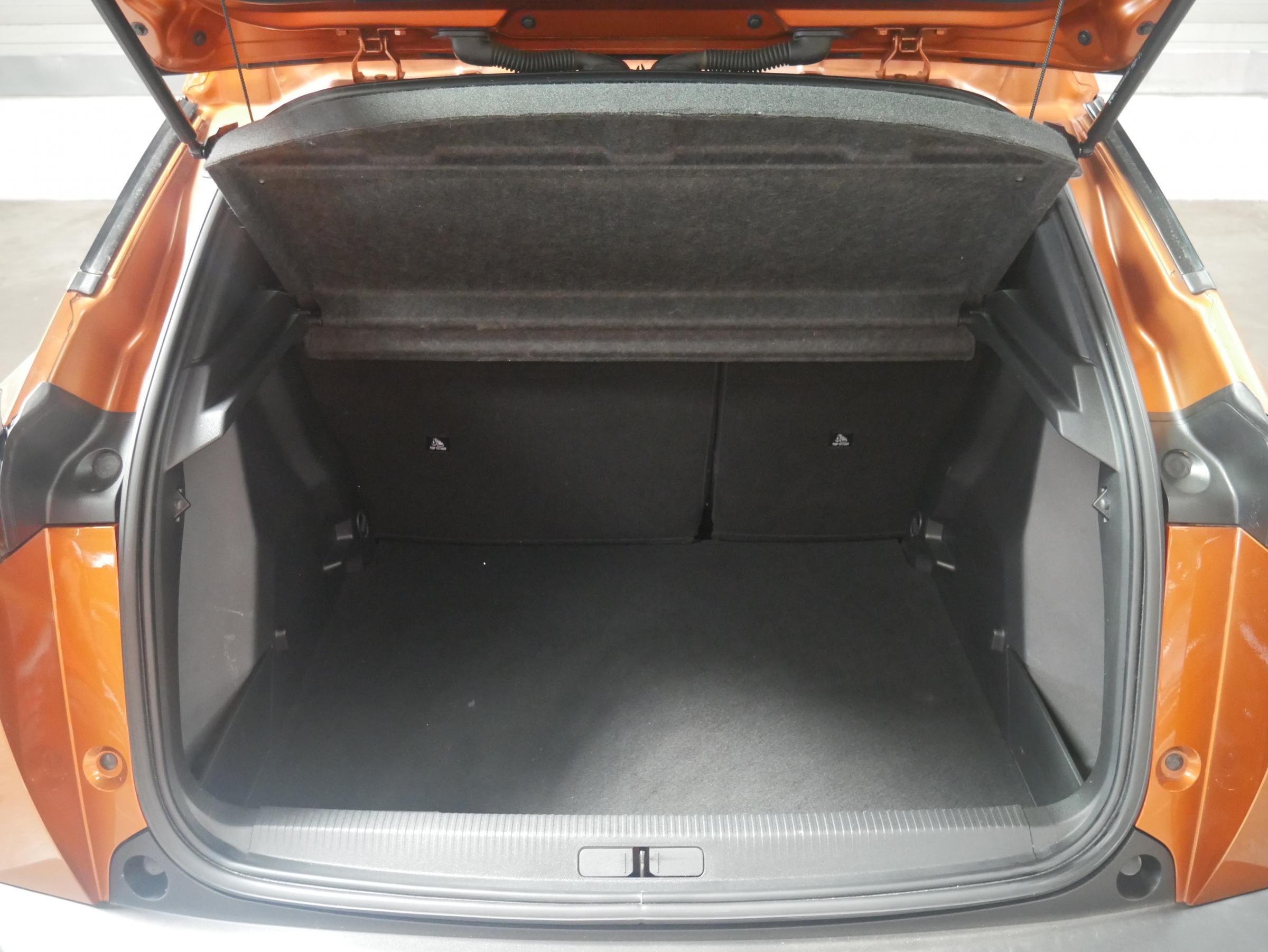 Peugeot 2008, 2020 - pohled č. 7