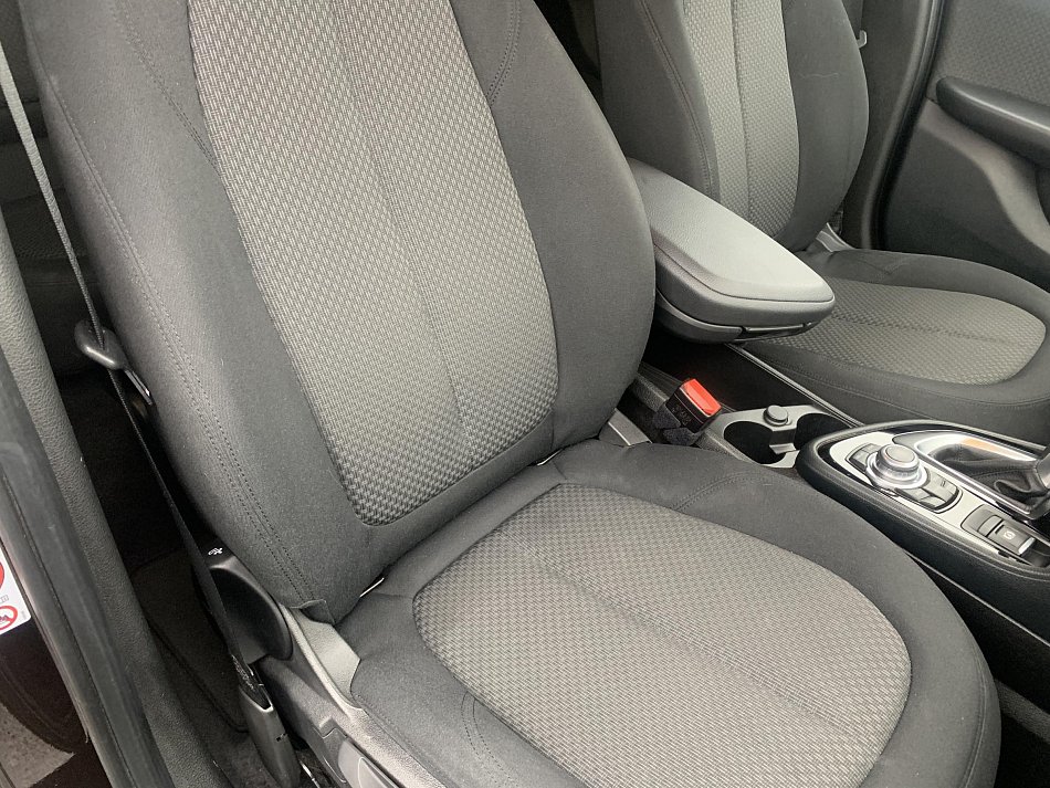 BMW Řada 2 1.5  218i