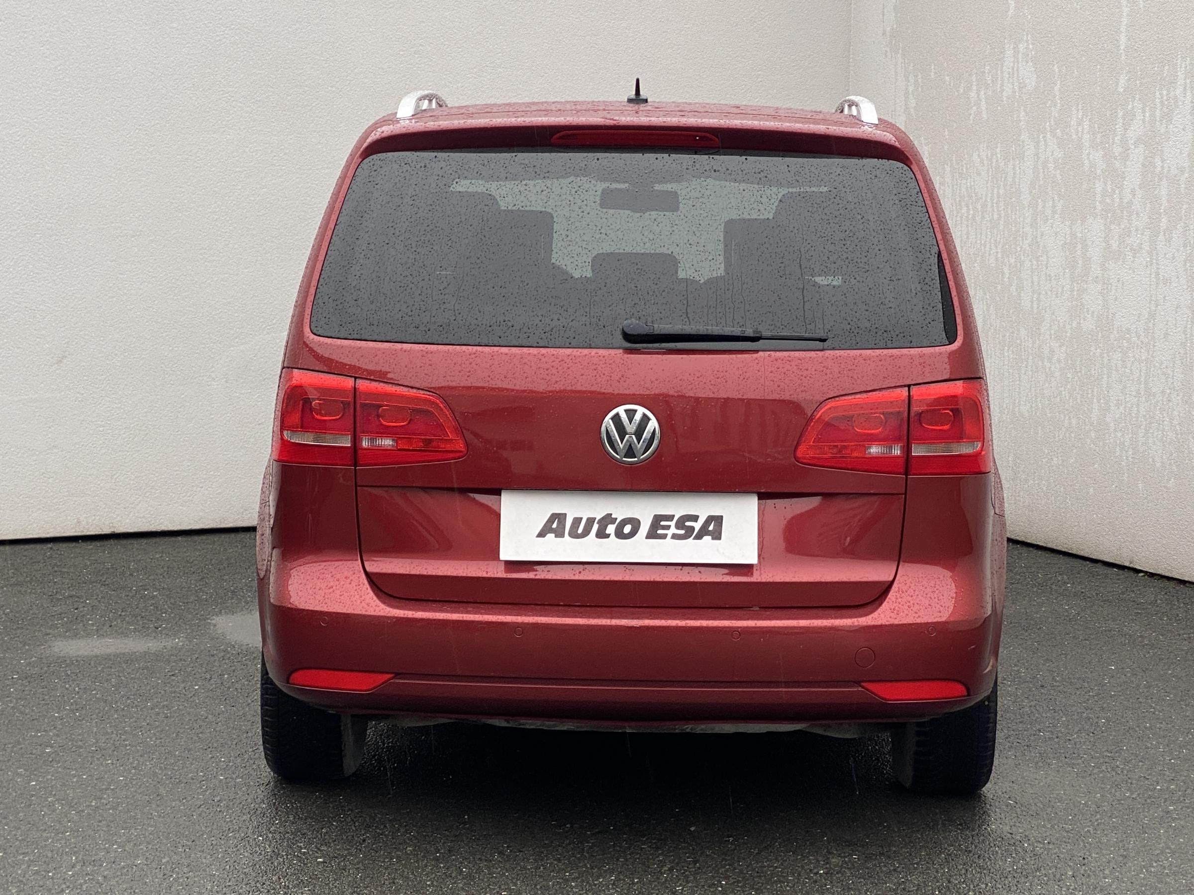 Volkswagen Touran, 2011 - pohled č. 5