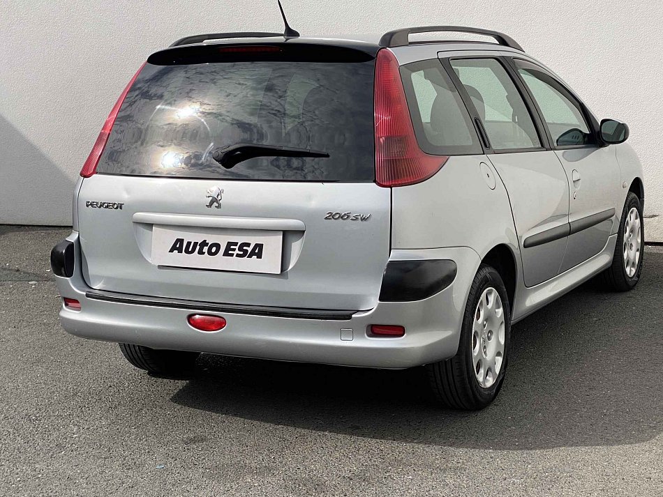 Peugeot 206 1.4 i 