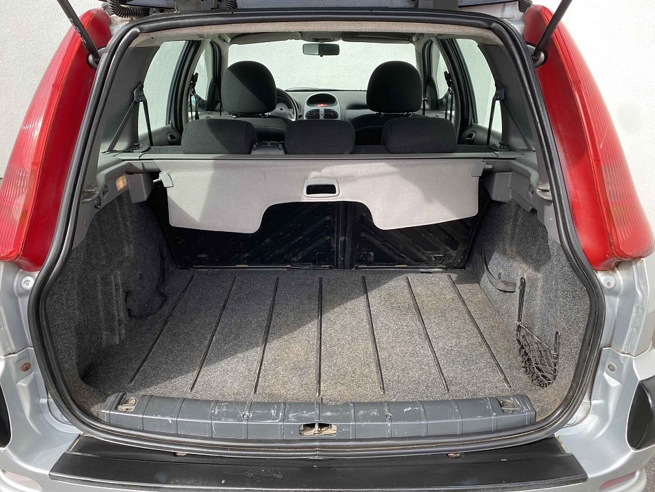 Peugeot 206 1.4 i 