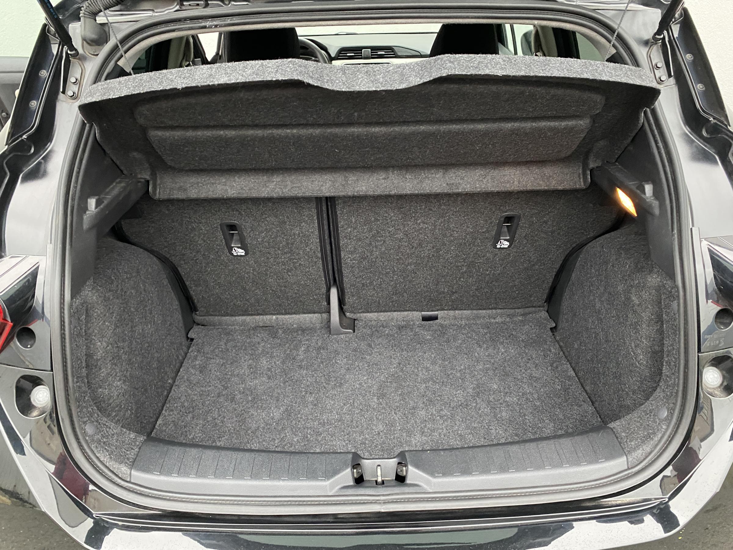 Nissan Micra, 2018 - pohled č. 7