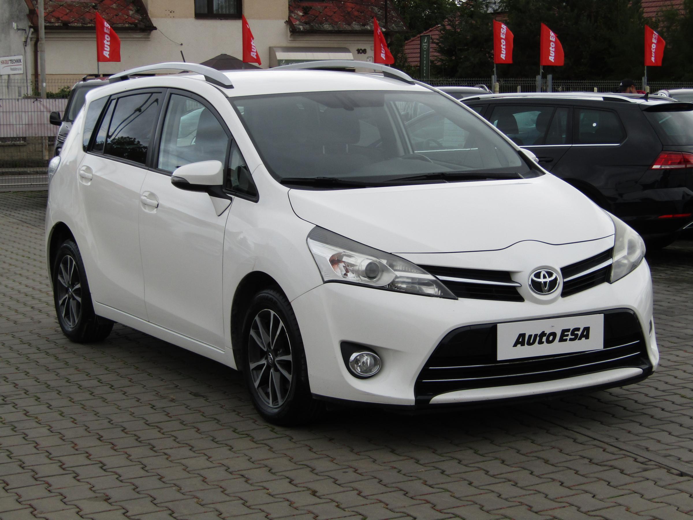 Toyota Verso, 2015