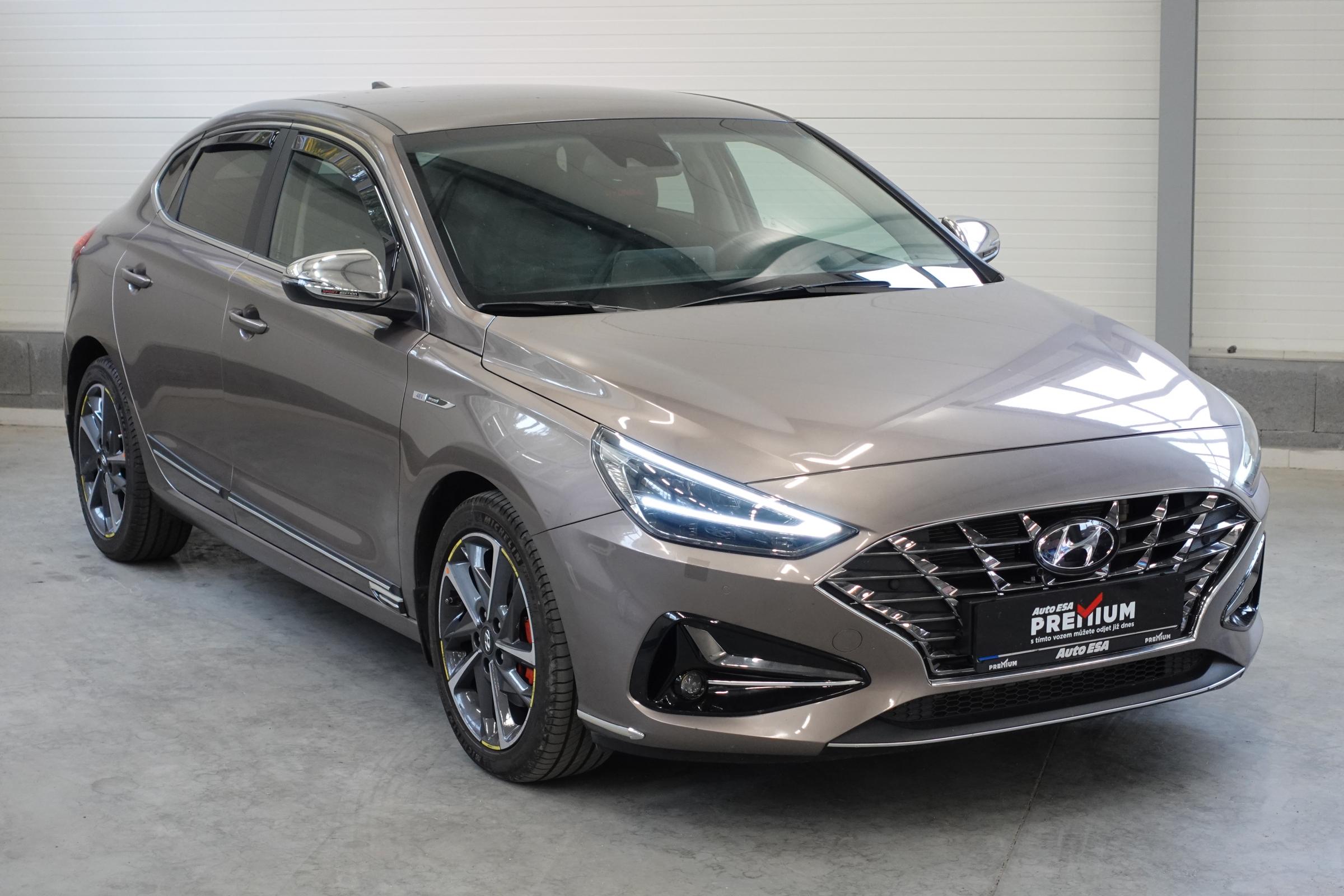 Hyundai i30, 2021
