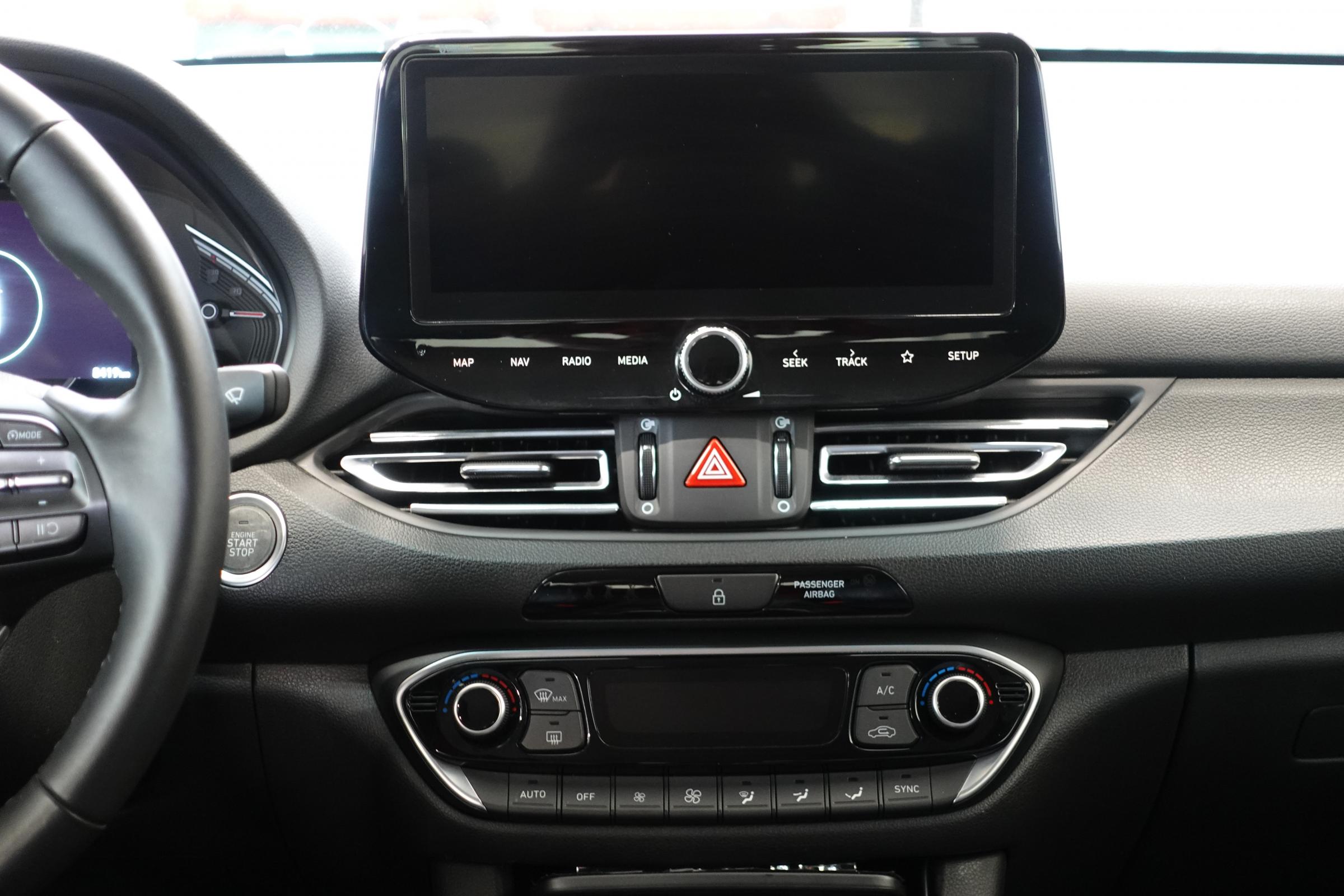 Hyundai i30, 2021 - pohled č. 17