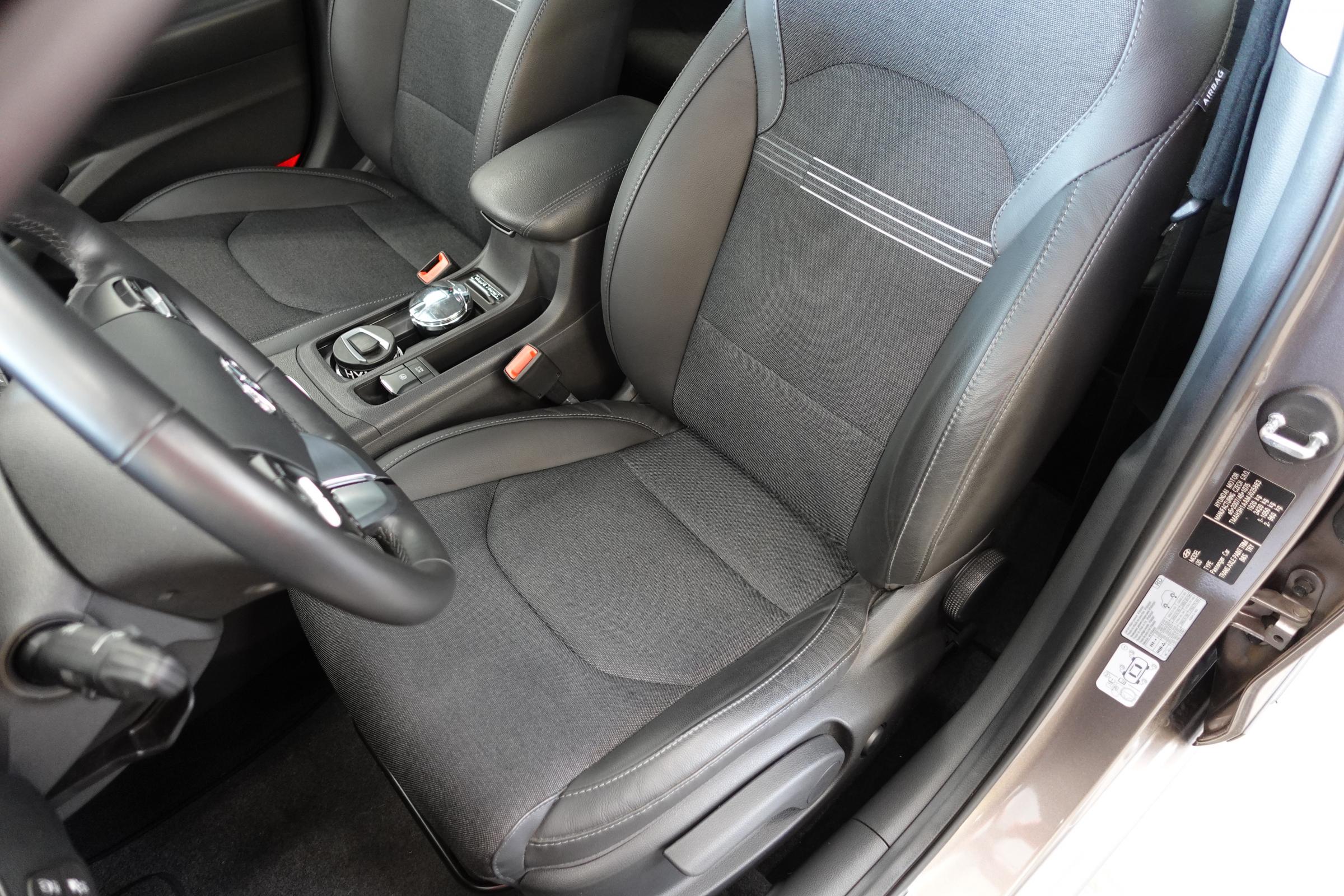 Hyundai i30, 2021 - pohled č. 9