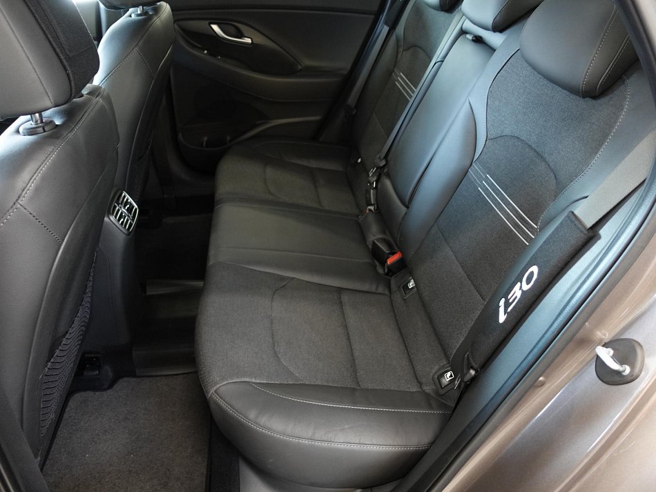 Hyundai I30 1.6 CRDi 