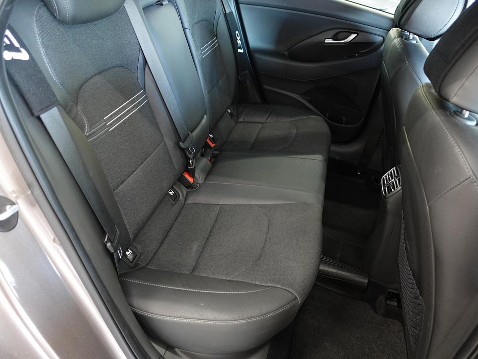 Hyundai I30 1.6 CRDi 