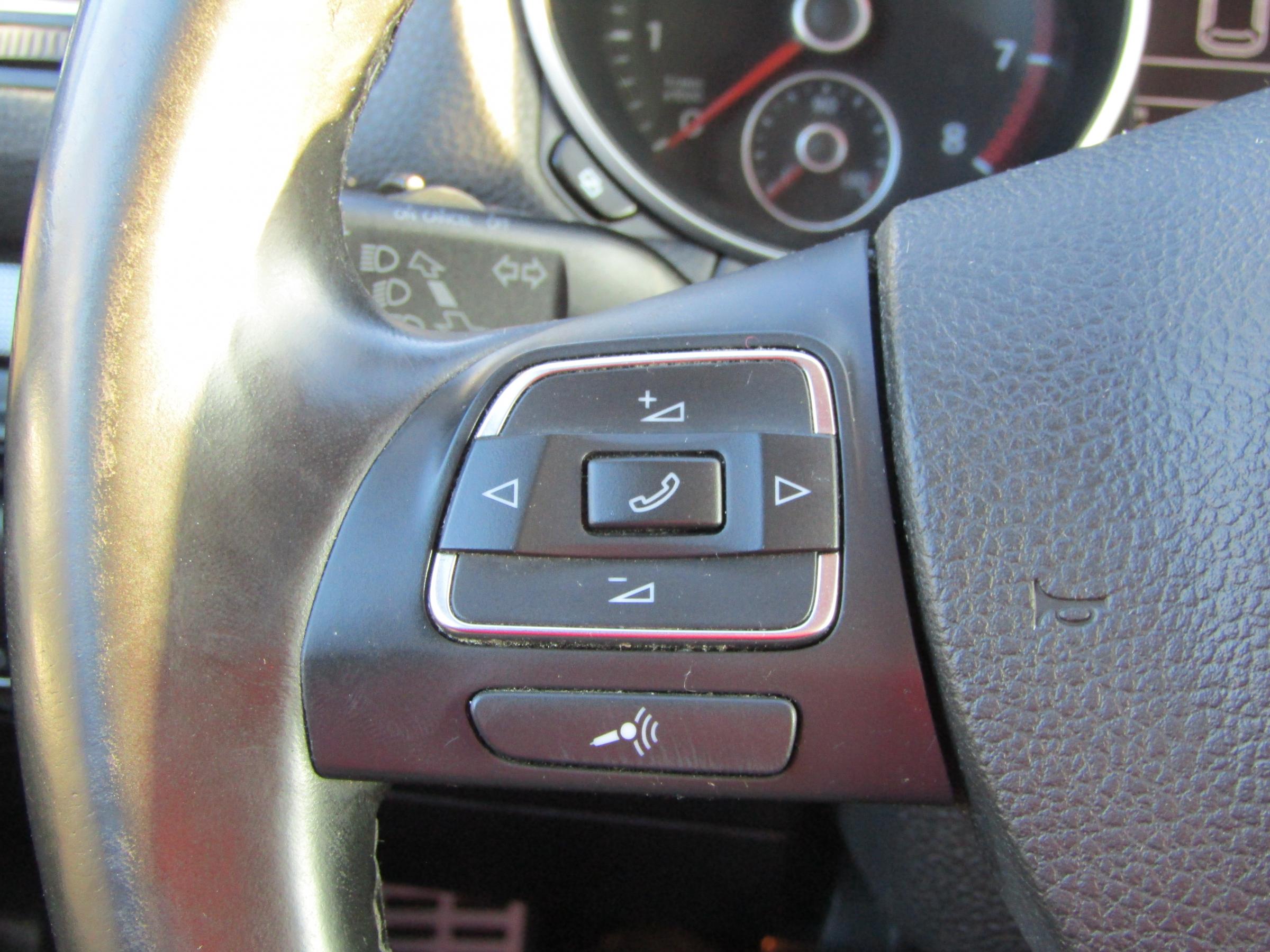 Volkswagen Golf, 2011 - pohled č. 19