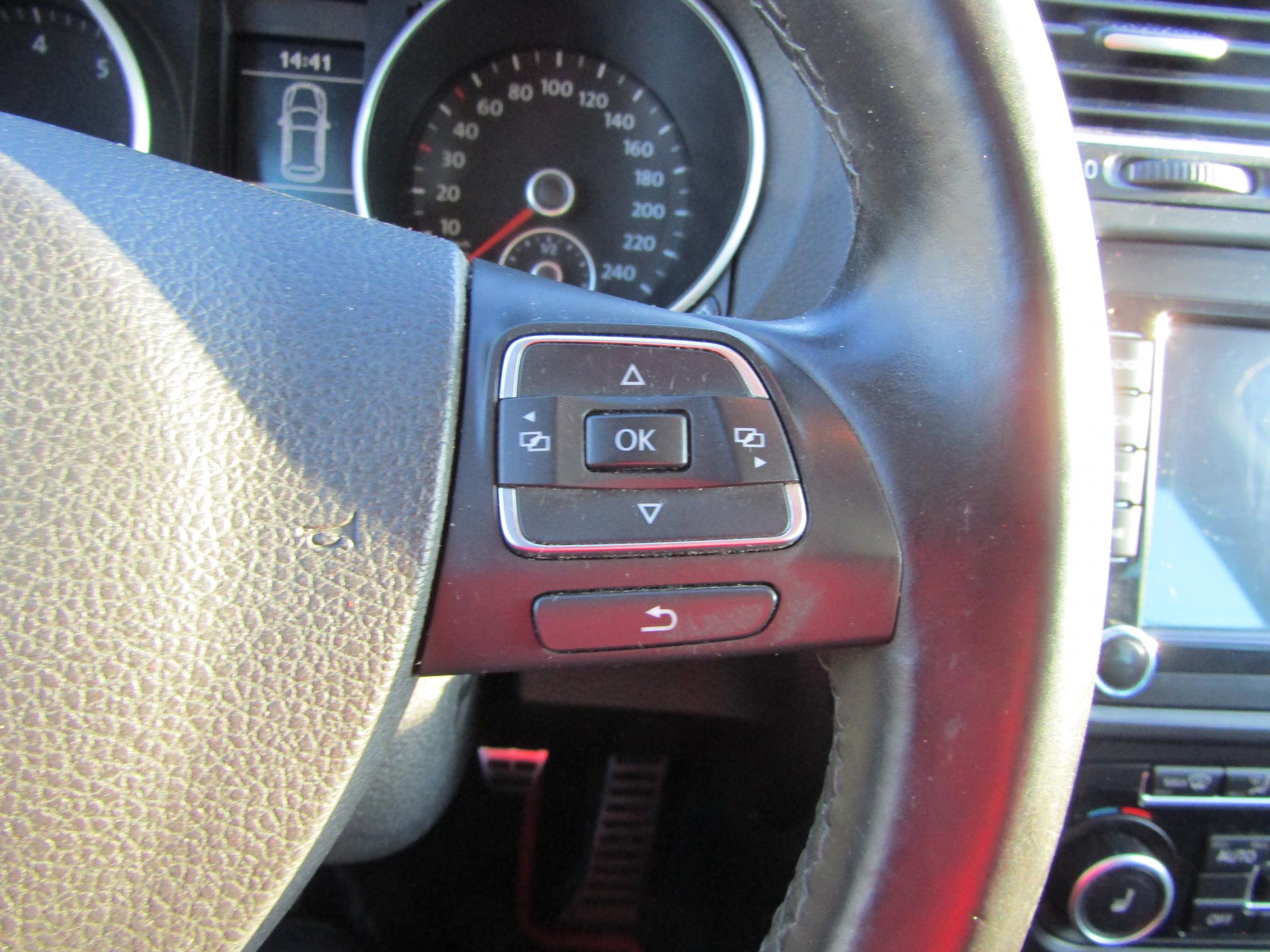 Volkswagen Golf, 2011 - pohled č. 20