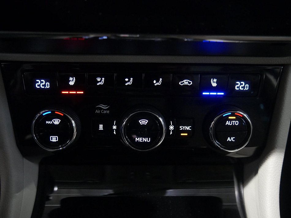 Škoda Superb III 2.0 TDi 