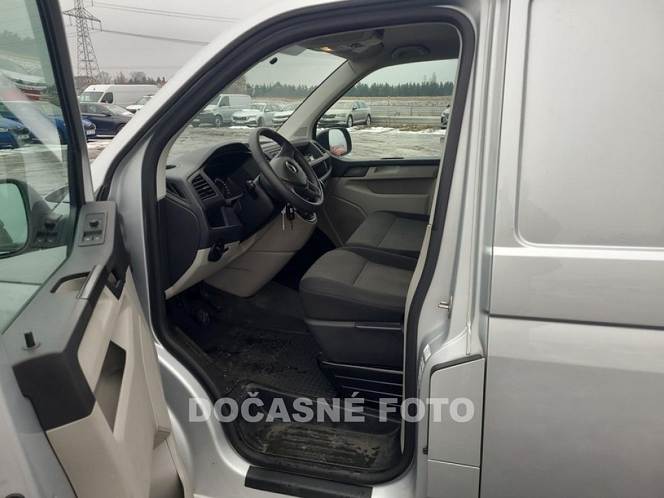 Volkswagen Transporter 2.0TDi  L1H1